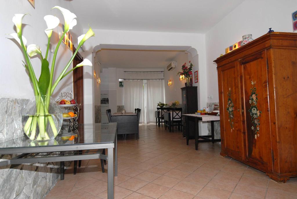 Hotel Luana Viareggio Buitenkant foto